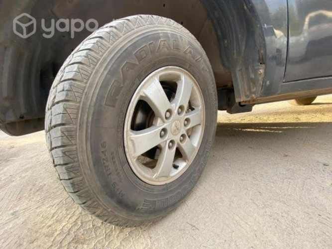 Mitsubishi l200 2013