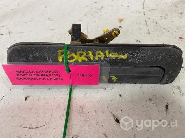 Manilla exterior portalon (MAP137) Mahindra pik up