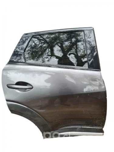 Puerta trasera derecha mazda cx3 2017