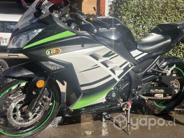 Corsa zx335, hermosa nueva