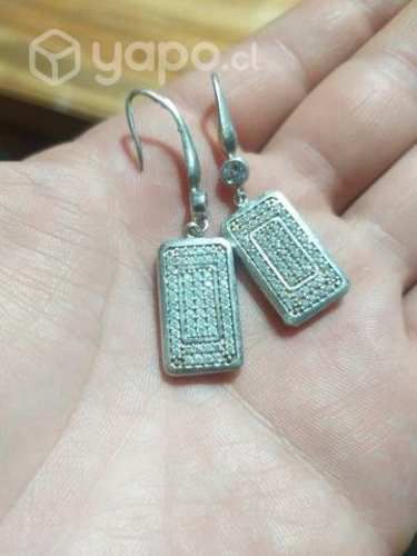 Aros de plata con sircones