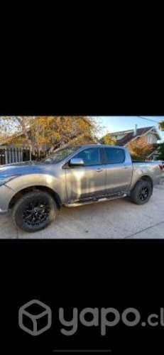 Vendo mi camioneta está prácticamente nueva