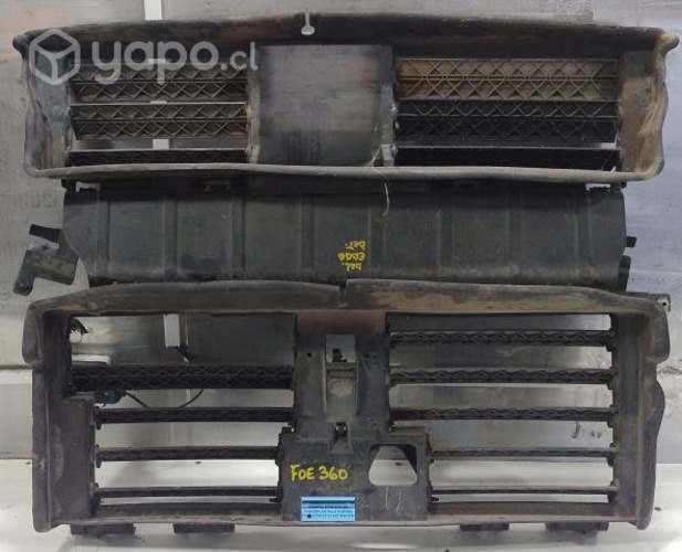 Rejilla Ventilación Frontal KT4B-8475-BD Pequeño D