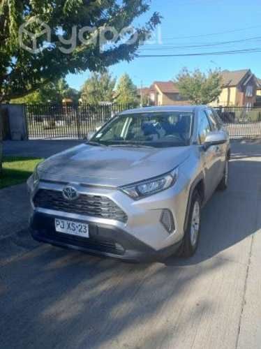 Vendo Toyota RAV4 2021