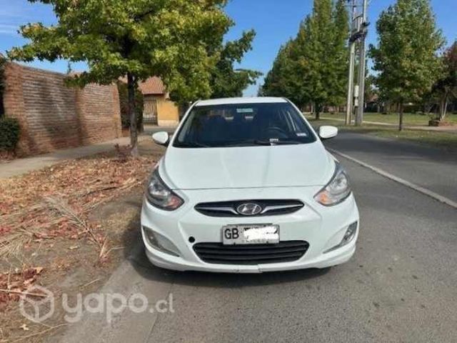 Hyundai accent 2013
