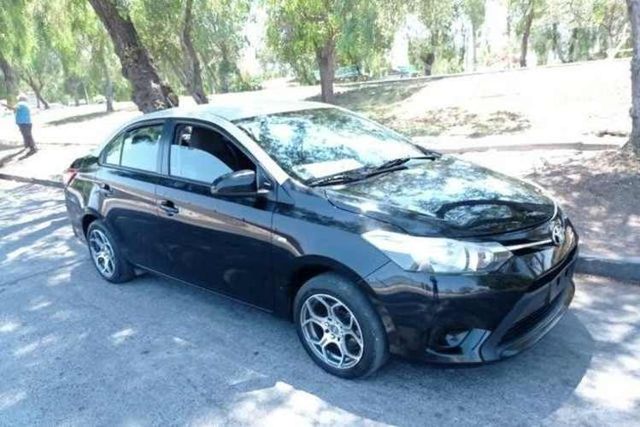 Yaris 2016 automático gas/bencina tranferible
