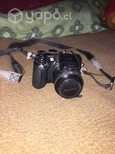 Cámara Fujifilm Finepix S7000 (sólo exhibición)