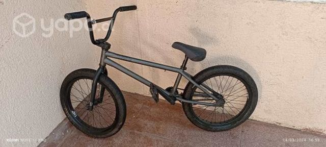 Bicicleta BMX