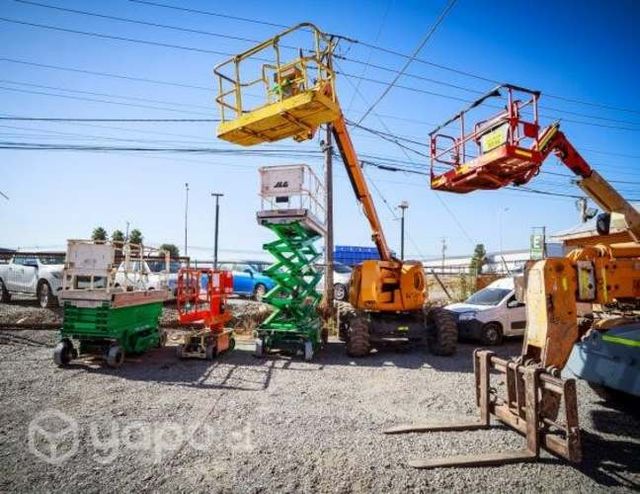 Maquinaria manlift para trabajo en altura usados