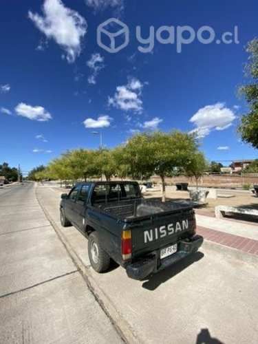 Nissan D21