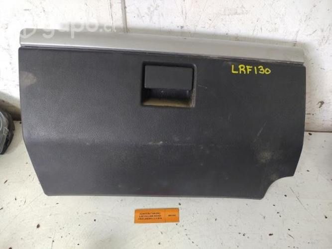 Guantera Tablero (LRF130) Land Rover Freelander 2