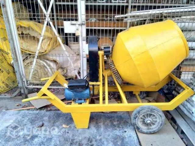 Arriendo trompo concretero 150l