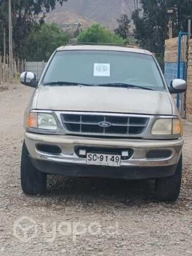 Se vende Ford expedición 1998