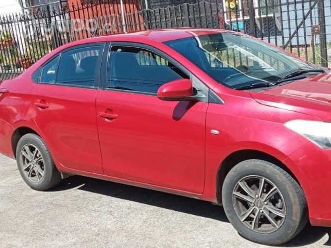 Toyota Yaris 1.5, año 2017