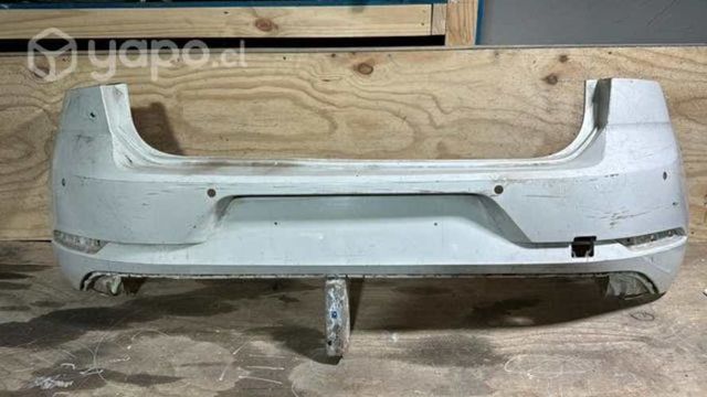 Parachoque trasero Volkswagen golf(2018-2021)/gab