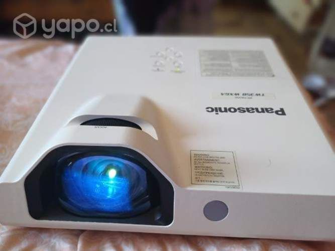 Proyector panasonic