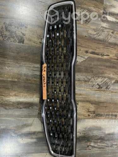 Máscara kia cerato año 2015/2018