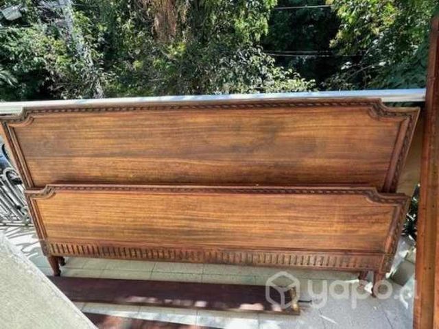 Cama king madera tallada