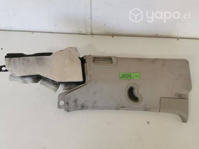 Tapiz Cubre Pilar Tras Sup Izq (LD98) Land Rover