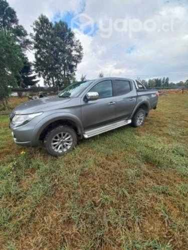 Mitsubishi l200 dakar 2019 mt