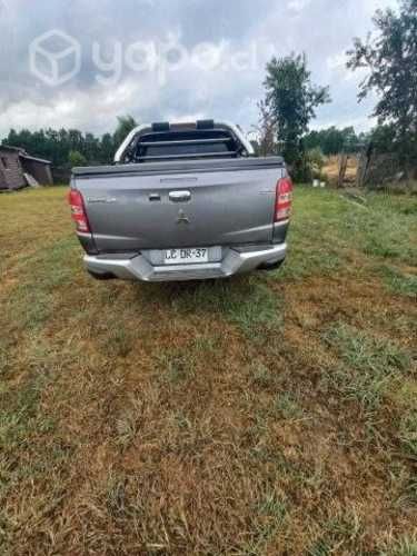 Mitsubishi l200 dakar 2019 mt