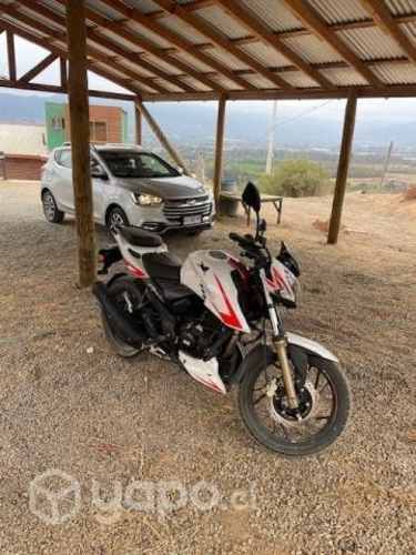 TVS Apache rtr 200 como nueva