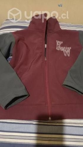 Buzos y chaquetas de colegios