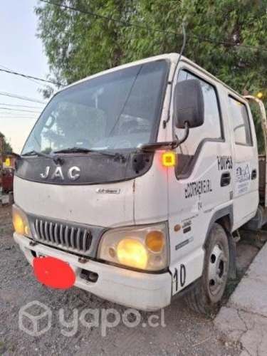 Camión JAC,  año 2013
