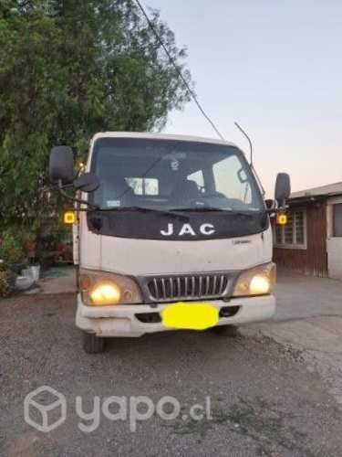 Camión JAC,  año 2013