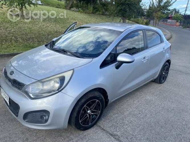 Kia río sport 2015