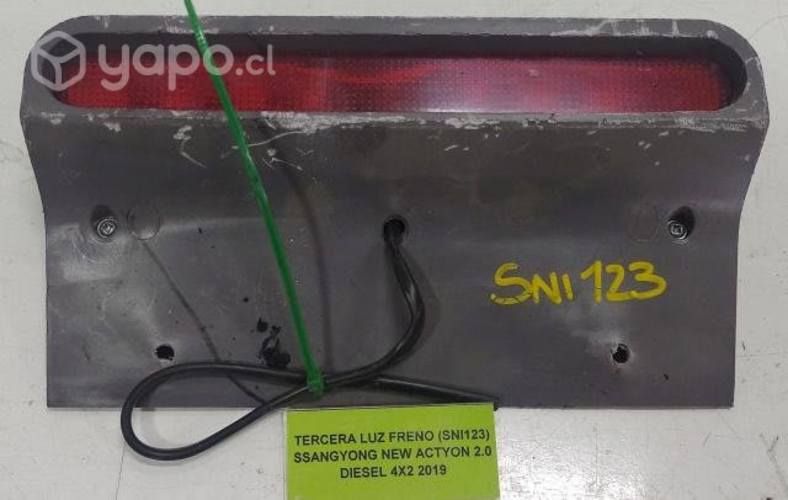 Tercera Luz Freno (SNI123) SSangyong New Actyon