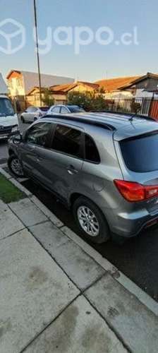 Mitsubishi asx 2011