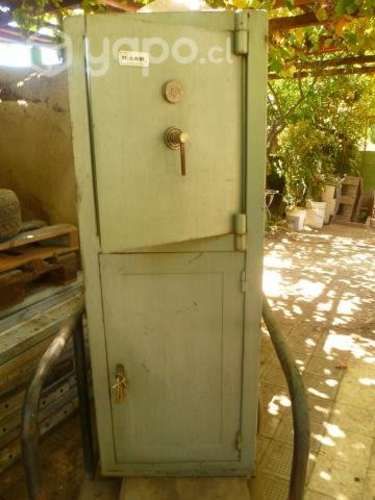 Caja fuerte grande usada BASH