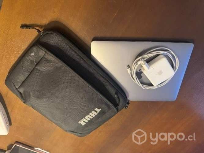 MACBOOK PRO i5 con TOUCHBAR Excelente estado