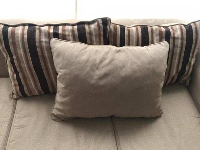 Juego Living Sofás 3C+2C Beige poco uso