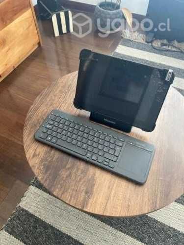 PC All In One Touch con Teclado