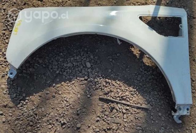 Tapabarro Del izq Con Detalle (LRF165) Rover Freel