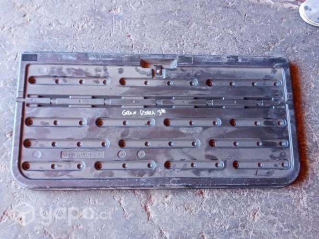 Suzuki gran vitara 3ra gen cubre rueda repuesto