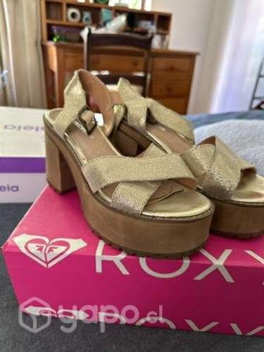 Sandalias americano o