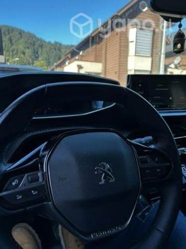 Peugeot 2008 Allure Puretech