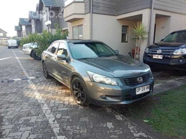 Honda accord 2010