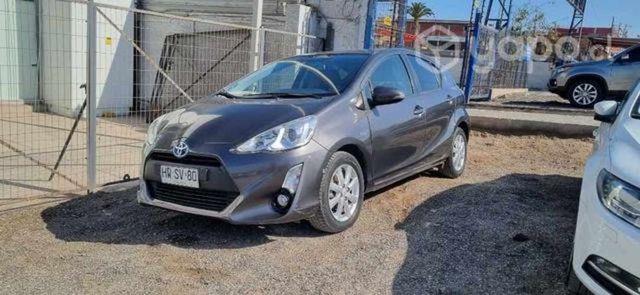 Toyota Prius C Hibrido full ultra económico