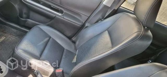 Toyota Prius C Hibrido full ultra económico