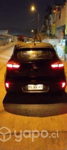 Vendo kia rio 5 full equipo