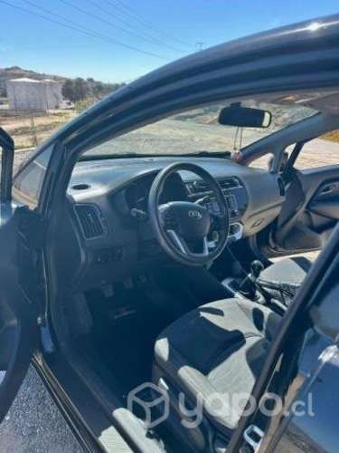 Vendo kia rio 5 full equipo