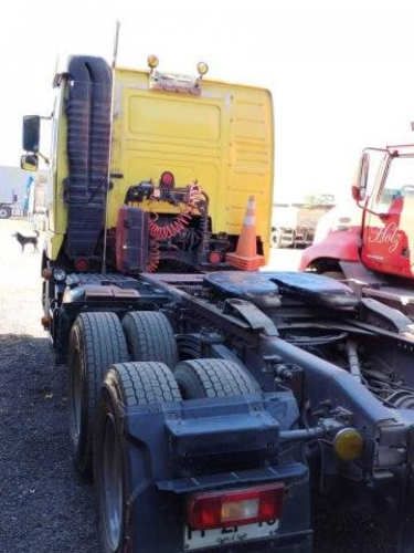 Volvo fh 460 hp año 2013