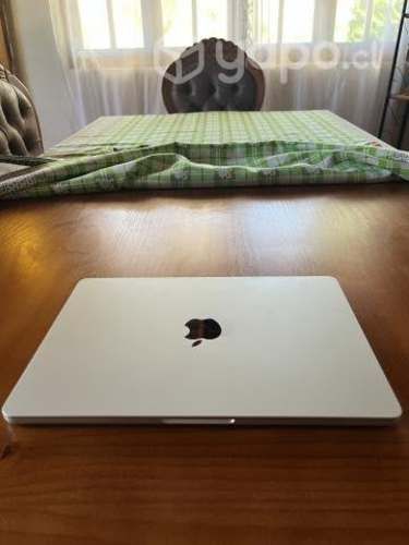 Apple macbook air 13,6" chip m2 256 gb ssd