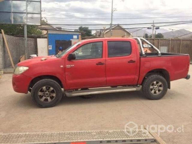 Se vende camioneta toyota hilux 2012 4x4