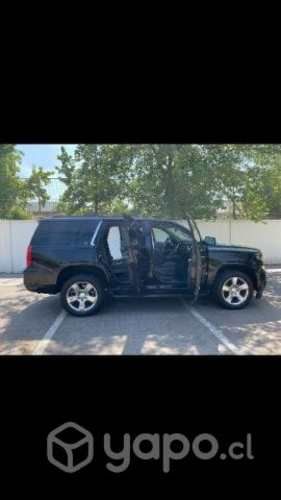 Camioneta tahoe 2021