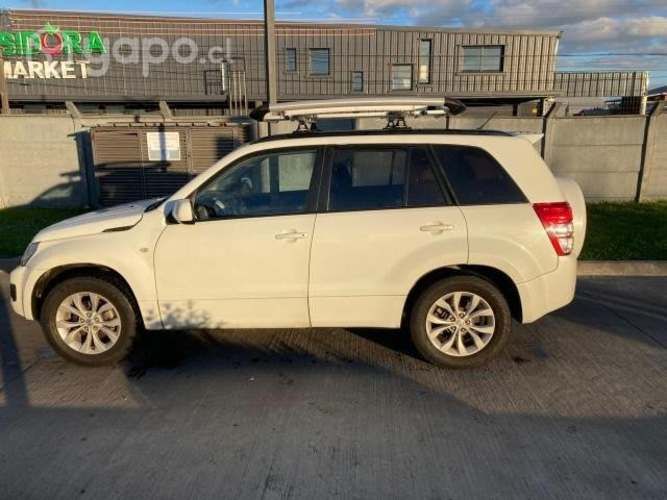 Suzuki Grand Nomade 2013